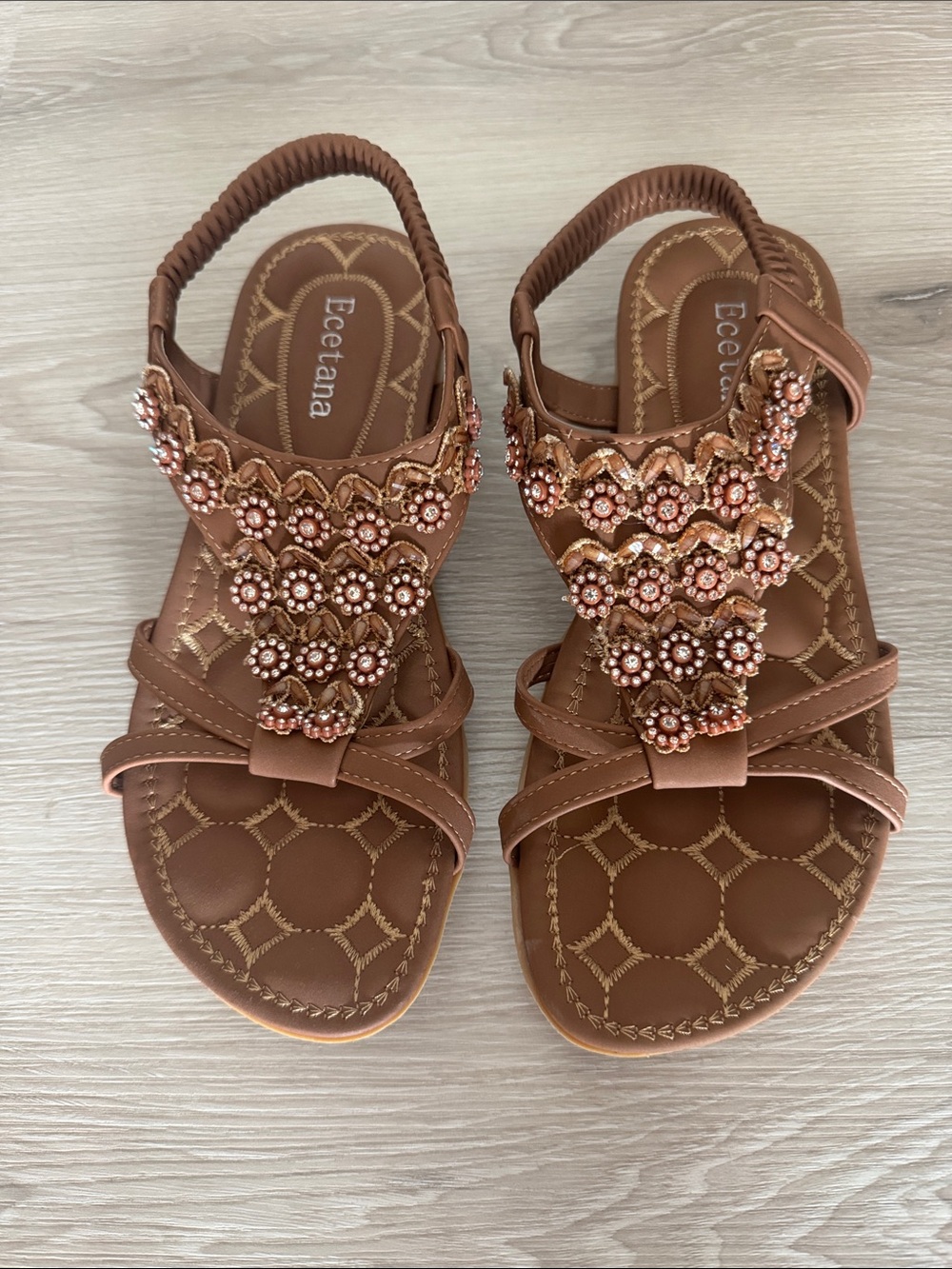 Women's Brown Beaded Floral T-Strap Sandals